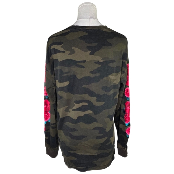 PINK Victoria’s Secret Camo Floral Long Sleeve Tee Shirt Women’s Sz S - Picture 4 of 7